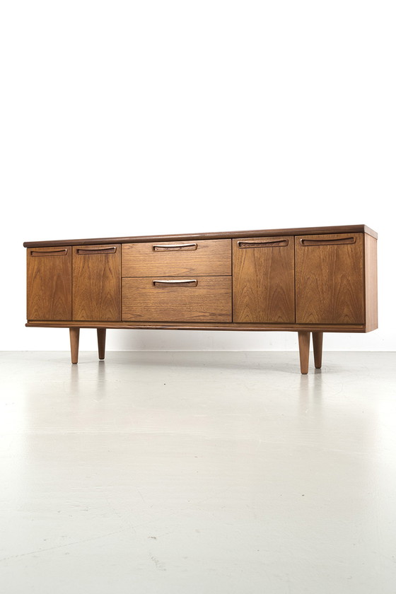 Image 1 of Vintage Meredew dressoir