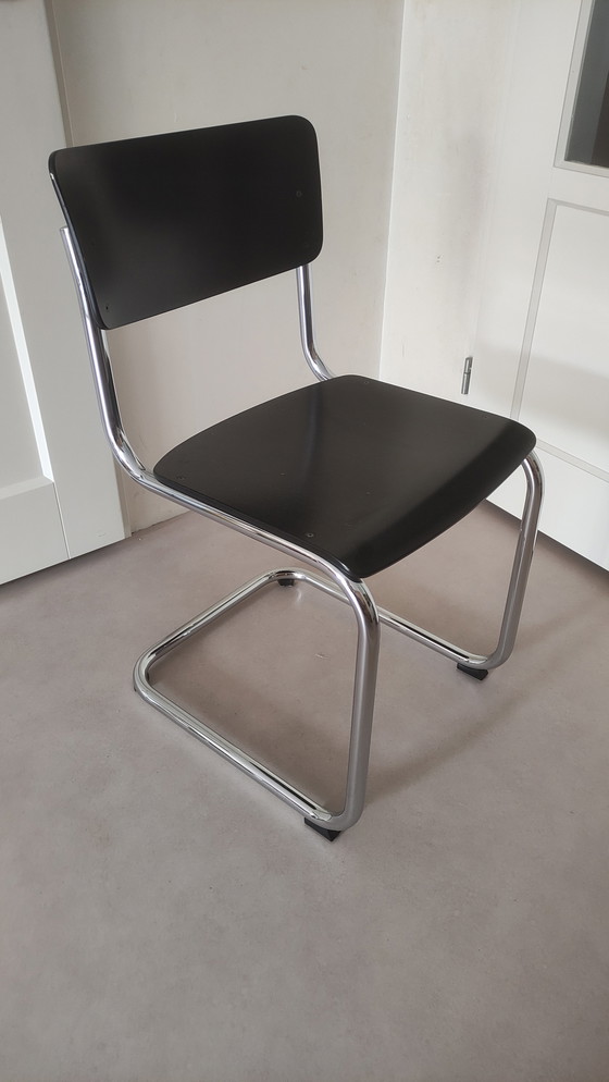 Image 1 of 4x Thonet S43 by Mart Stam stoelen - zwart