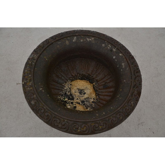 Image 1 of Vintage gietijzeren Medici vaas