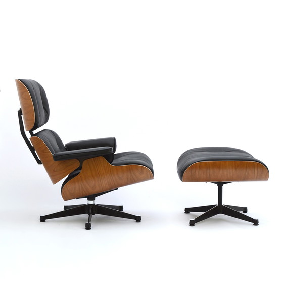 Image 1 of Vitra Eames Lounge Stoel & Ottoman