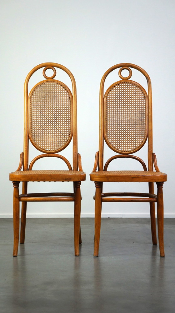 Image 1 of 6 x hoge vintage lichtbruine bentwood Thonet stoel model “lange Jan/ Long John”