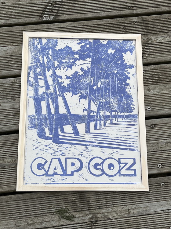 Image 1 of Cap Coz" Linosnede op gekleurd papier.