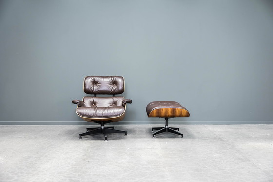 Image 1 of Eames fauteuil + poef