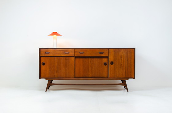 Image 1 of Louis van Teeffelen dressoir