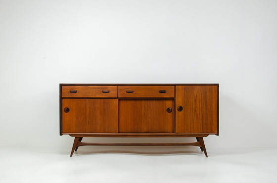 Image 1 of Louis van Teeffelen dressoir