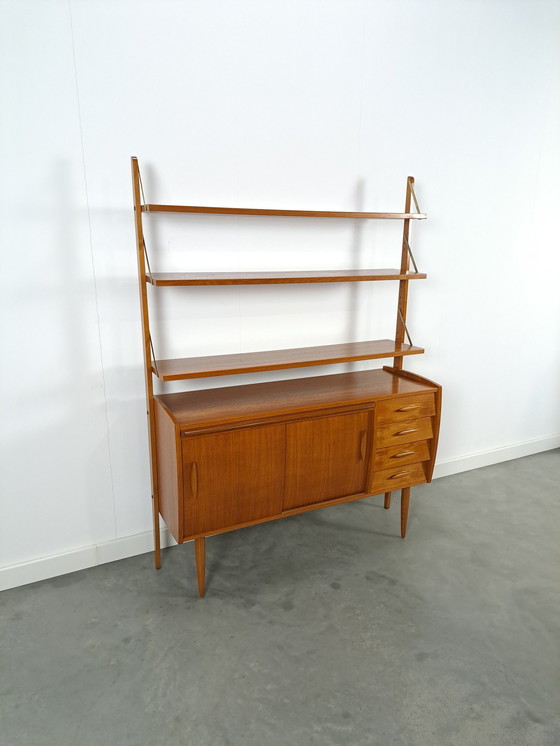 Image 1 of Scandinavisch Teak Wandmeubel Met Planken, Lade En Bureau