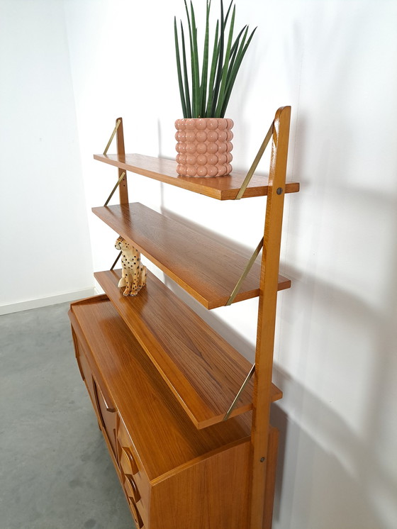 Image 1 of Scandinavisch Teak Wandmeubel Met Planken, Lade En Bureau