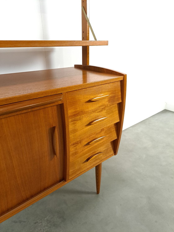 Image 1 of Scandinavisch Teak Wandmeubel Met Planken, Lade En Bureau