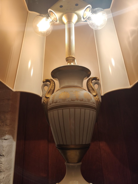 Image 1 of Elegante Mangani Griekse Urn tafellamp met orginele kap