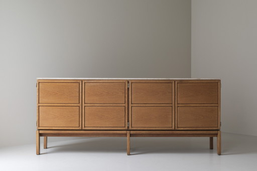 Prachtig eiken dressoir uit de jaren 1970, afkomstig uit België.