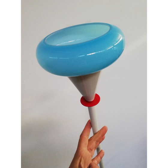 Image 1 of Vintage vloerlamp met geometrische vormen en dunne witte metalen structuur, 1980