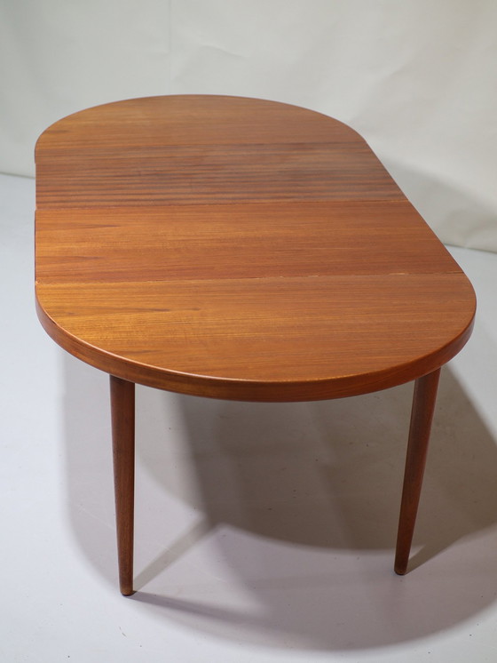 Image 1 of Ronde Eettafel Uitschuifbaar Deens in de stijl van Kai Kristiansen