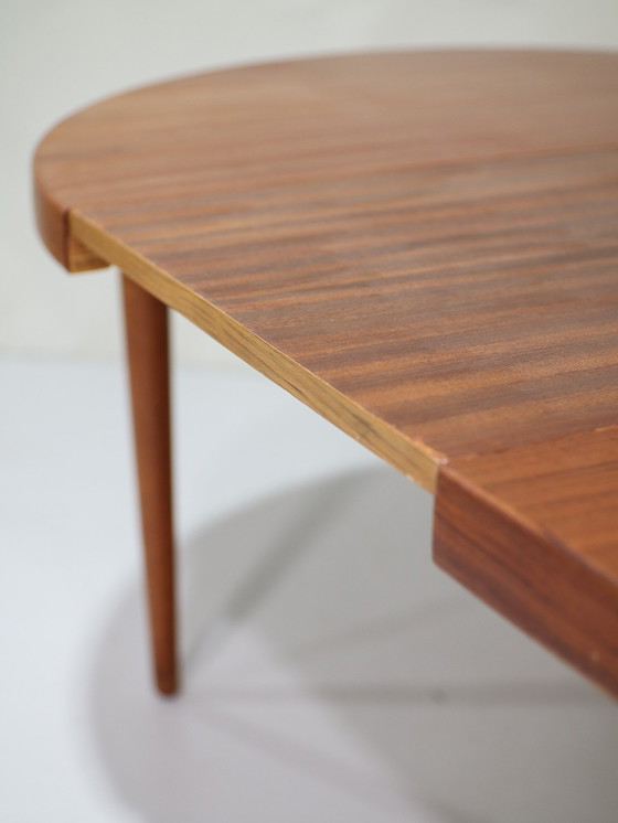 Image 1 of Ronde Eettafel Uitschuifbaar Deens in de stijl van Kai Kristiansen