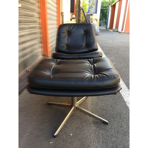 Image 1 of Vintage fauteuil en zwart leren voetenbank 1970