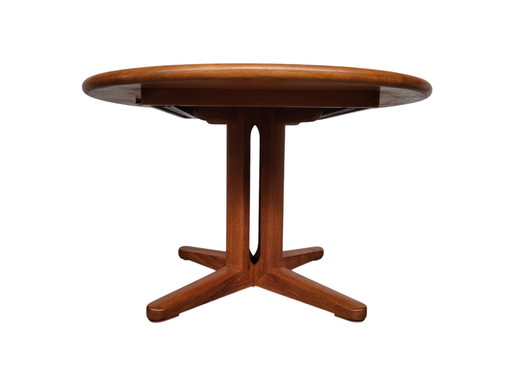 Dyrlund Teak Tafel