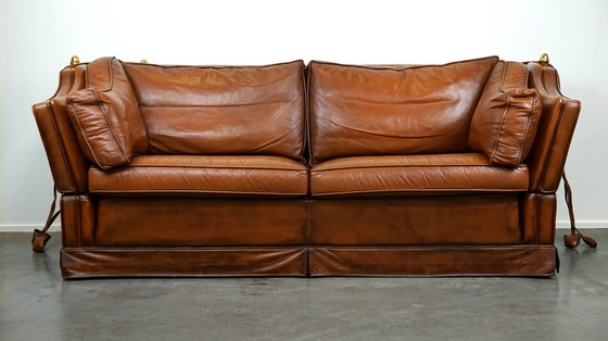 Image 1 of Complete set cognac kleurige rundleren kasteelbank en fauteuils