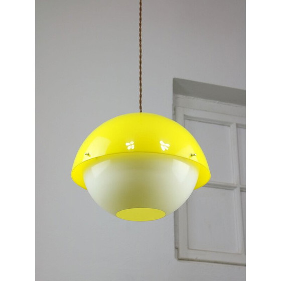 Image 1 of Vintage Space Age hanglamp van geel plexiglas, 1970