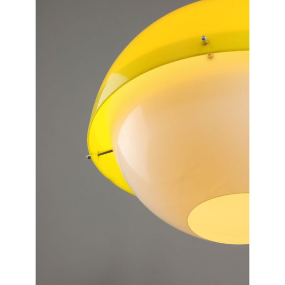 Image 1 of Vintage Space Age hanglamp van geel plexiglas, 1970