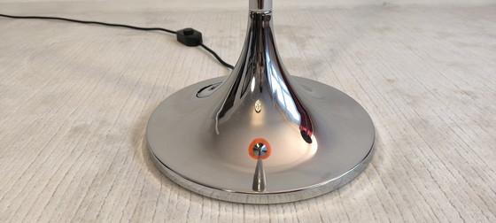 Image 1 of Prachtige authentieke staande lamp gesigneerd Harvey Guzzini 1970 Made In Italia