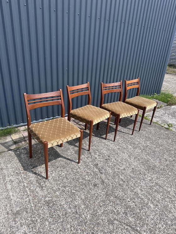 Image 1 of 4 stuks Vintage stoelen eetkamerstoelen