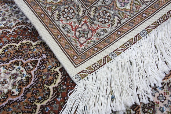 Image 1 of Origineel handgeknoopt Perzisch Tapijt Tabriz 50 Raj Fijn Met Zijde 247 X 80 Cm Topconditie Nieuw