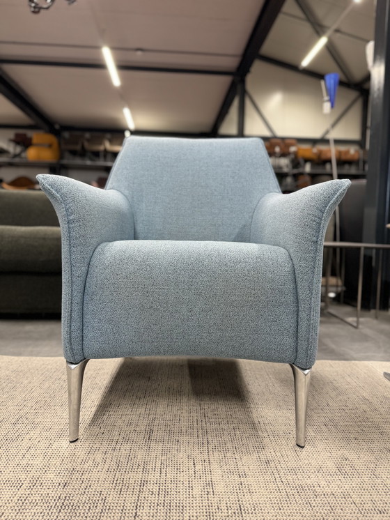 Image 1 of Leolux Mayuro fauteuil stof blauw