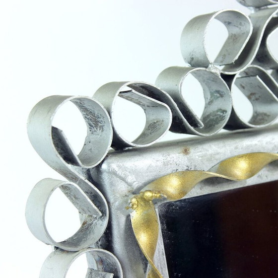 Image 1 of Vintage spiegel in handgemaakte metalen lijst, Tsjecho-Slowakije 1950