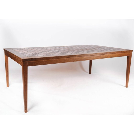 Image 1 of Vintage teakhouten salontafel met rode tegels, Denemarken 1960