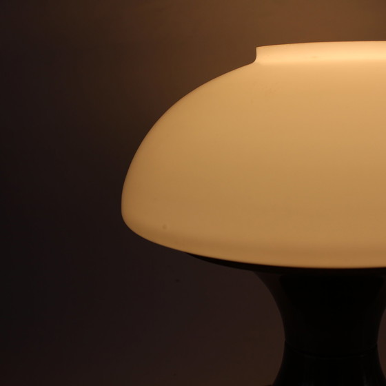 Image 1 of Lamp uit het ruimtetijdperk met opaal glas