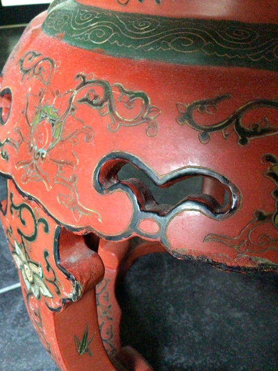 Image 1 of Vintage Chinees Lakwerk Bijzettafel