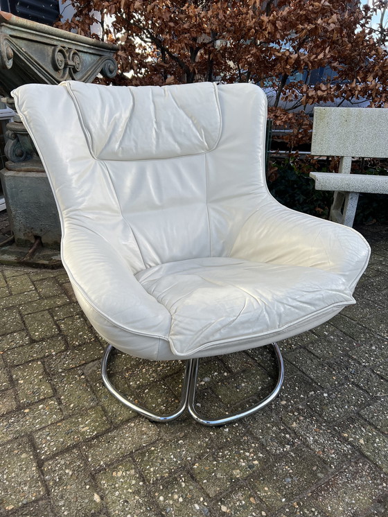 Image 1 of Lederen loungefauteuil uit de jaren zeventig 