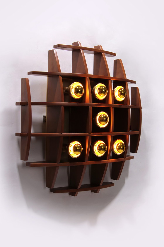 Image 1 of Iconische Houten wandlamp van Angelo Brotto, Jaren '60 Design