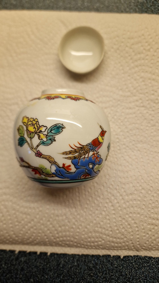 Image 1 of Antiek Chinees Gemberpotje - Met Vogel Beschilderd 