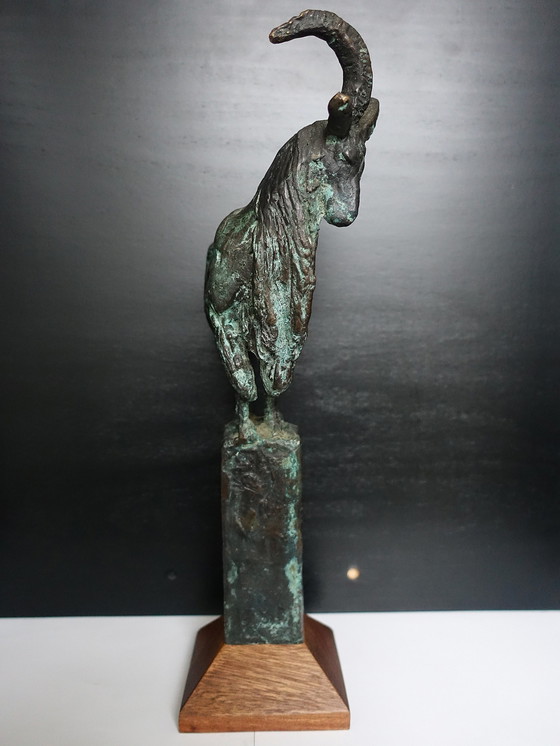 Image 1 of Karel Gomes Bronzen Berggeit