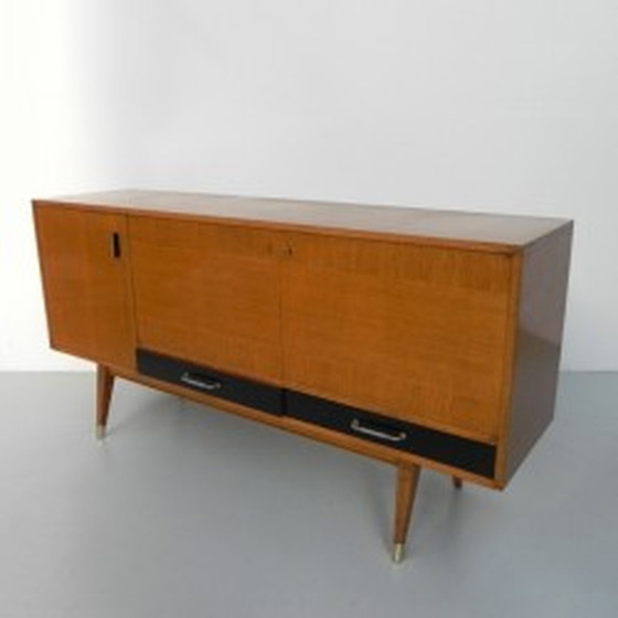 Image 1 of Vintage dressoir met 3 deuren en 5 laden