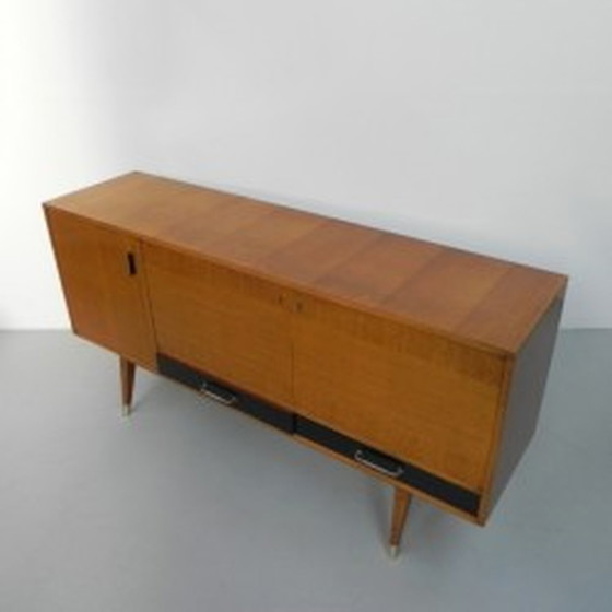 Image 1 of Vintage dressoir met 3 deuren en 5 laden