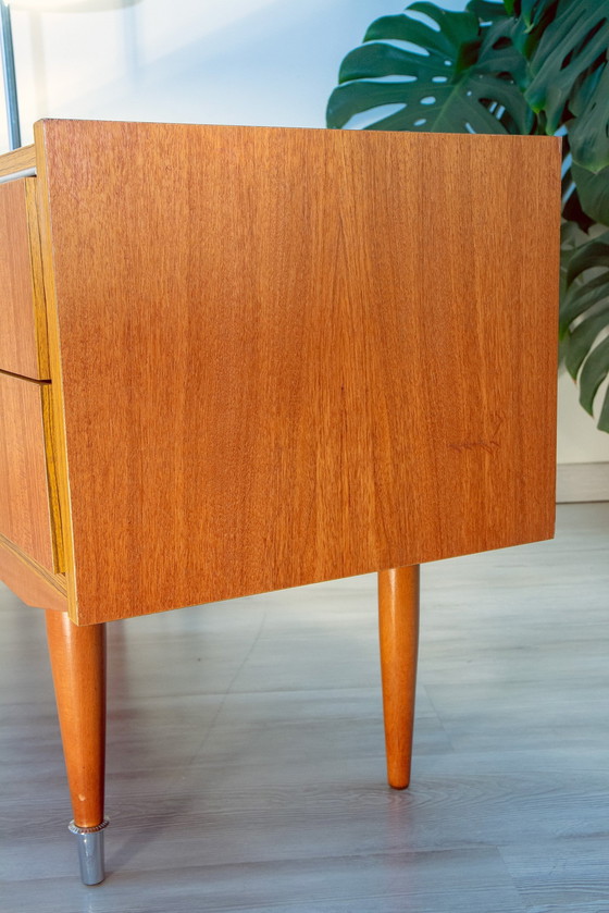 Image 1 of Scandinavisch Teak Dressoir Gepubliceerd door G.N.B