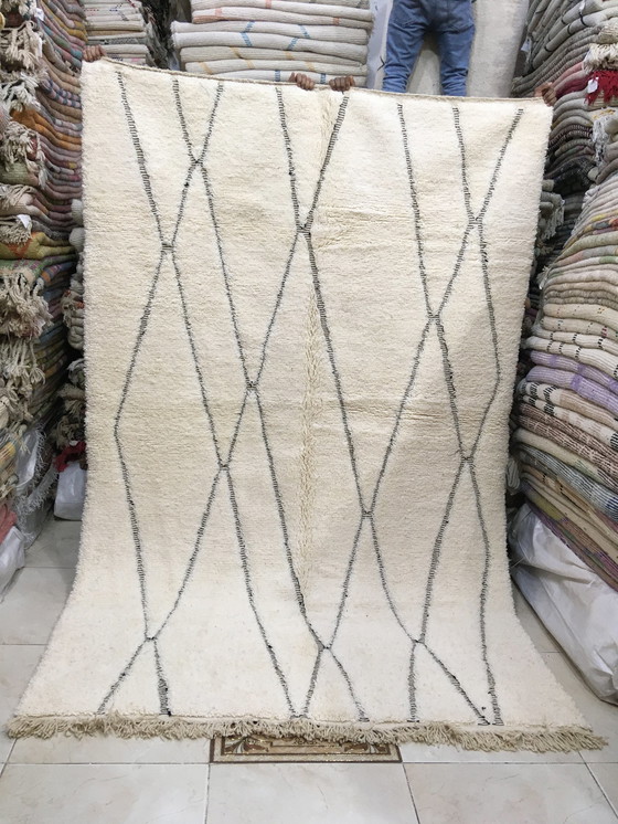 Image 1 of Beni Ouarain Marokkaans Berber Vloerkleed 2m97 x 1m91