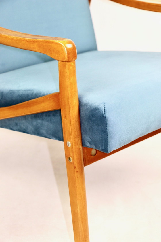 Image 1 of Tsjechisch model fauteuil in oceaanblauw, toegeschreven aan Jiri Jiroutek, 1970S