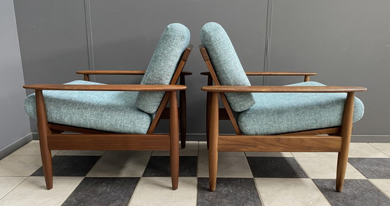 Image 1 of set van 2 teakhouten fauteuils 1960