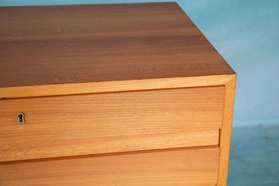 Image 1 of Vintage blond dressoir 60s Minimalist credenza sideboard