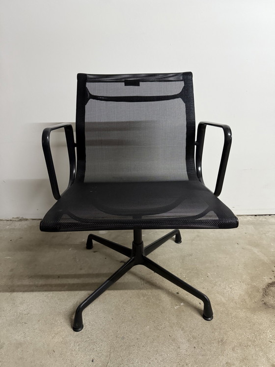 Image 1 of Vitra Eames Ea 108 Aluminium Stoel Zwart 2/3 Top & Origineel