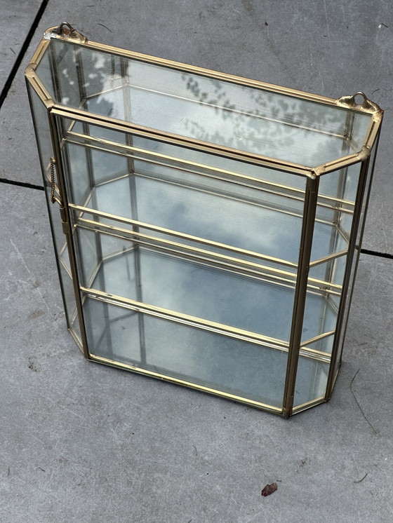 Image 1 of Glazen Mini Vitrinekast Messing Pronkstuk Vintage Mid Century Hollywood Regency 