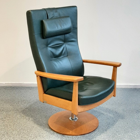 Image 1 of Farstrup Møbler 5980+ fauteuil + hocker