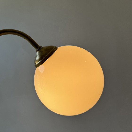 Image 1 of Vintage Kleine Opaline Wandlamp