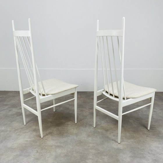 Image 1 of Paar vintage scandinavische stoelen met witte spijlen, 1960