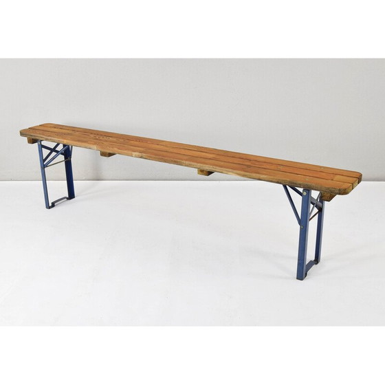 Image 1 of Vintage tafel en banken in grenen hout en blauw gelakt ijzer, Duitsland 1970