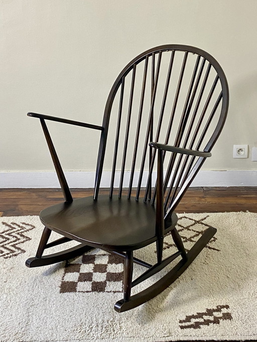 Schommelstoel Ercol, Lucian Ercolani, Jaar 1956 Ref Rocky