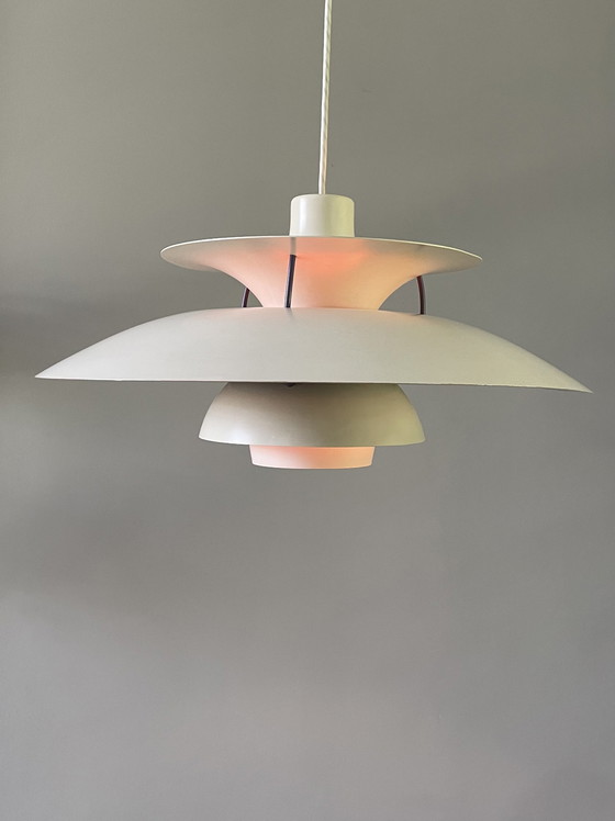 Image 1 of Louis Poulsen PH5 white edition lamp