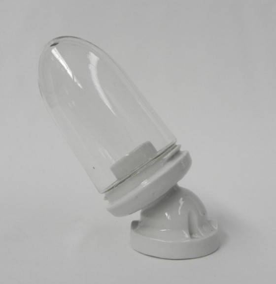 Image 1 of Porseleinen wandlamp met glazen kap, ridem